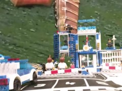 giantess attacks - Screenshot 2 of 16 - Giantess