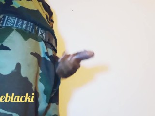 joi - homme noir militaire ce masturbe Video
