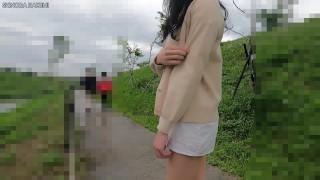 HA44Wears short dress with dildo stuffed into anal. Passers-by pass by takes out secretly fucks anal