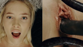 Секс-наркоманка блондинка-инфлюенсер Белла Спарк трахает своего питомца инопланетного монстра