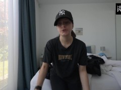 Willkommen in Pula, Kroatien - Ein Vlog für Erwachsene - Screenshot 3 of 16 - Deutsch