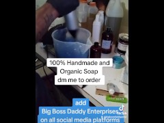 Making Soap - Screenshot 11 of 16 - Black