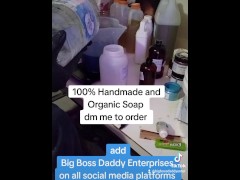 Making Soap - Screenshot 13 of 16 - Black