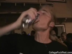Kissing coed teens get busy in amateur party