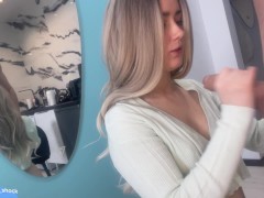 🤭Before work, I ran into the shower and gave a quick blowjob to my friend🥰💦💦💦