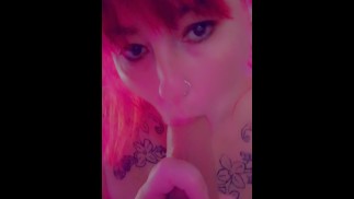 在你的鸡巴上吹烟