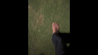 pieds nus dans la nature