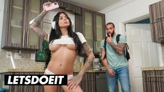 StepSis Tries Out Her StepBro's BBC. Sadie Pop, James Angel / LETSDOEIT