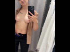 Best outfit for flashing titties! - Screenshot 11 of 16 - Changing Room