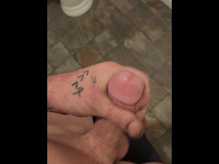 Needing a Female from Tampa Florida to Cum let me Cream Pie them with all this Cum