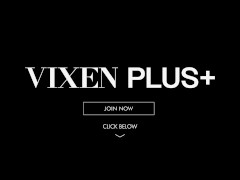 VIXENPLUS Naughty Assistant Seduces Boss on Vacation 16/16