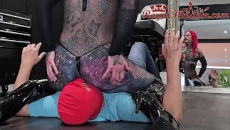 Слижи пот с моей жопы Предварительный просмотр