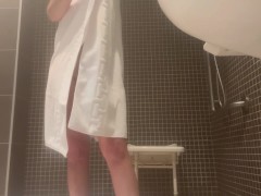 ¿Nos corremos juntos en la ducha? ASMR