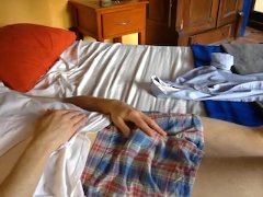 This week's wank: In a room with a cupola - Screenshot 5 of 16 - Solo Boy