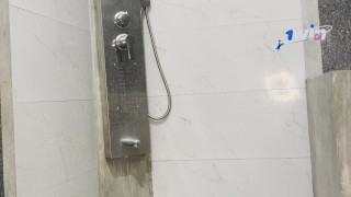 Wife Shehani's hot fuck in the bathroom / Wife Shehaniගේ Hotම Hot Bathroom Fuck එක