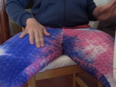 شعرت بالسخونة في ساق صديقي بينما كنت أشرب الشاي. ذهبت إلى الحمام وتوقفت حتى أحضروه - Screenshot 2 of 16 - قحبة مغربية