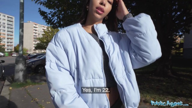 Rychlý prachy - Lia na návštěvě v Praze nepohrdne sexem - Jenporno.cz