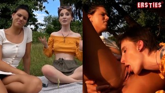 Ersties - Exhibitionismus-Spaß mit Lina und Cataleya