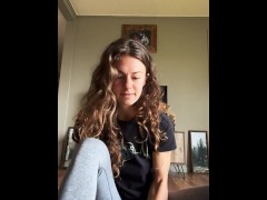 tiktok girl Live with massage gun