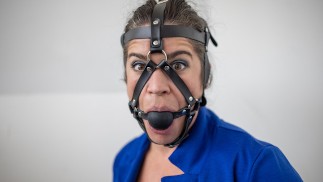 Erschöpfungslage - BDSM-Gerät (43-jährige Ehefrau)