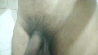 MAN PISSING 🍌 💦 EXTREME CLOSE UP I CAN'T HOLD MY BLADDER