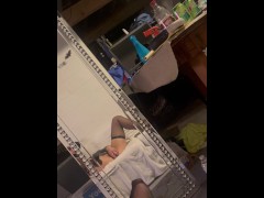 STRETCHING MY TIGHT PUSSY HMMM…