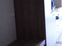 Она застала меня врасплох прямо на улице, живой секс с молодой красоткой - Screenshot 2 of 16 - Bald Pussy