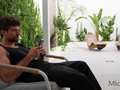 Она застала меня врасплох прямо на улице, живой секс с молодой красоткой - Screenshot 3 of 16 - Small Boobs