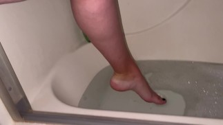 Veronika Verochka Bathtime