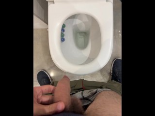 Pissing like Crazy on Public Bath