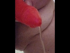 Daddy pissing thru 