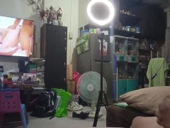 Set up muna ng ring light bago magjakol