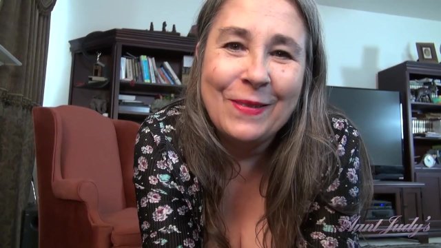 Aunt Judy's - Your Mature Step-Auntie Grace Gives You a Helping Hand (POV)
