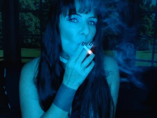 Flashy Smoking Goddess