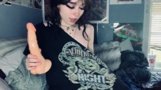 petite emo Viakitty plays with big toy