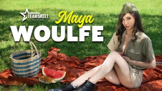 Prachtige Maya Woulfe is May teamskeet Star van de maand: pornoster interview & hardcore neuken