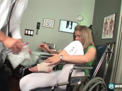 Dr. Feelgood - Screenshot 2 of 16 - Xxx