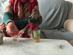 Kürt temizlikçi İstanbul'da Afrikalı siyahi bir adamla aldatıyor - TURK PORNO TURBANLI SEX