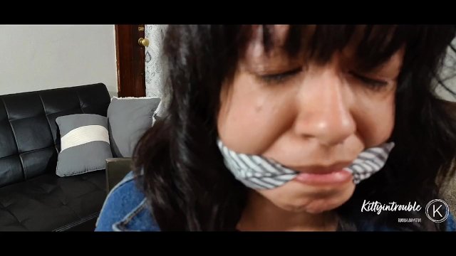 Watch Bondage Video:Kittyintrouble magic bondage