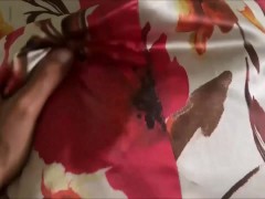 Tinder Redhead ne voulait pas me laisser me retirer de la chatte!