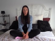 Preview 1 of Ersties - Alison G zeigt uns ihre liebste Art zu masturbieren