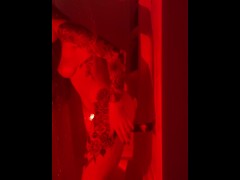 RED ROOM! - Screenshot 2 of 16 - Shower