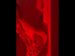 RED ROOM! - Screenshot 4 of 16 - Dildo