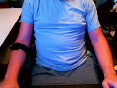 Another Wet Gaming Session! - Screenshot 13 of 16 - Man Peeing