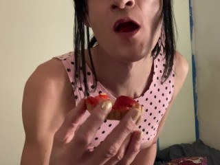 She Eats a Cum Cake because a Guy Online Asked her to