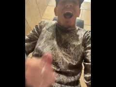 Huge load - Screenshot 14 of 16 - Cumshot