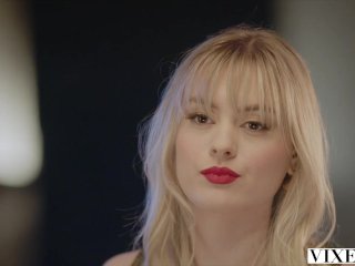VIXEN Irresistible High Roller Amber Only Plays To Win screenshot number 2