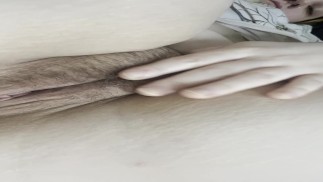 想看看我毛茸茸的阴户并品尝它