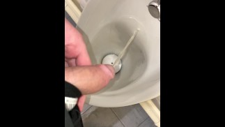 Desperate pee in public toilet 😩