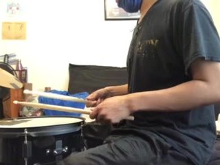 Pais Gemendo Na Outra Sala Enquanto Estou Tocando Bateria 28